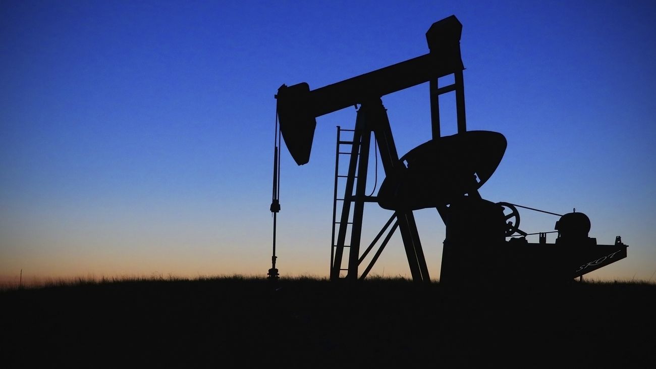 Kazakhstan's Oil Exports Caught Between Moscow and Kyiv