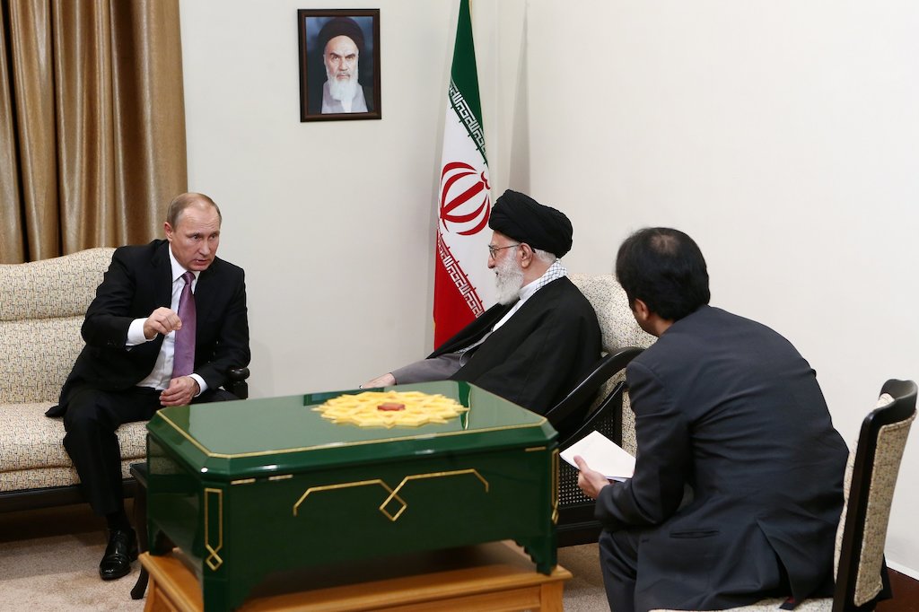 What Russia Stands to Gain — and Lose — From the War in Iran